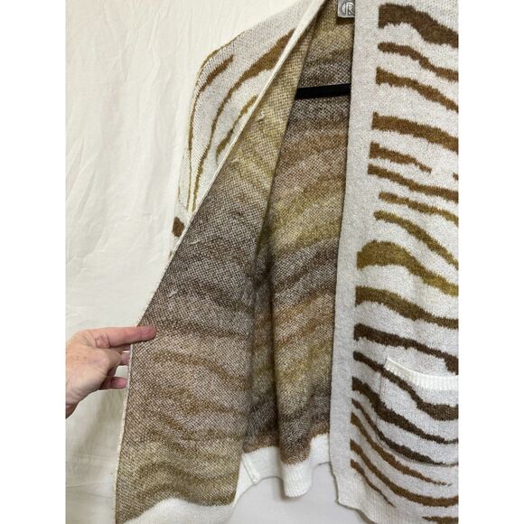 Fashion Apparel Women's Neutral Zebra Open Cardigan Size L/XL - Picture 3 of 6